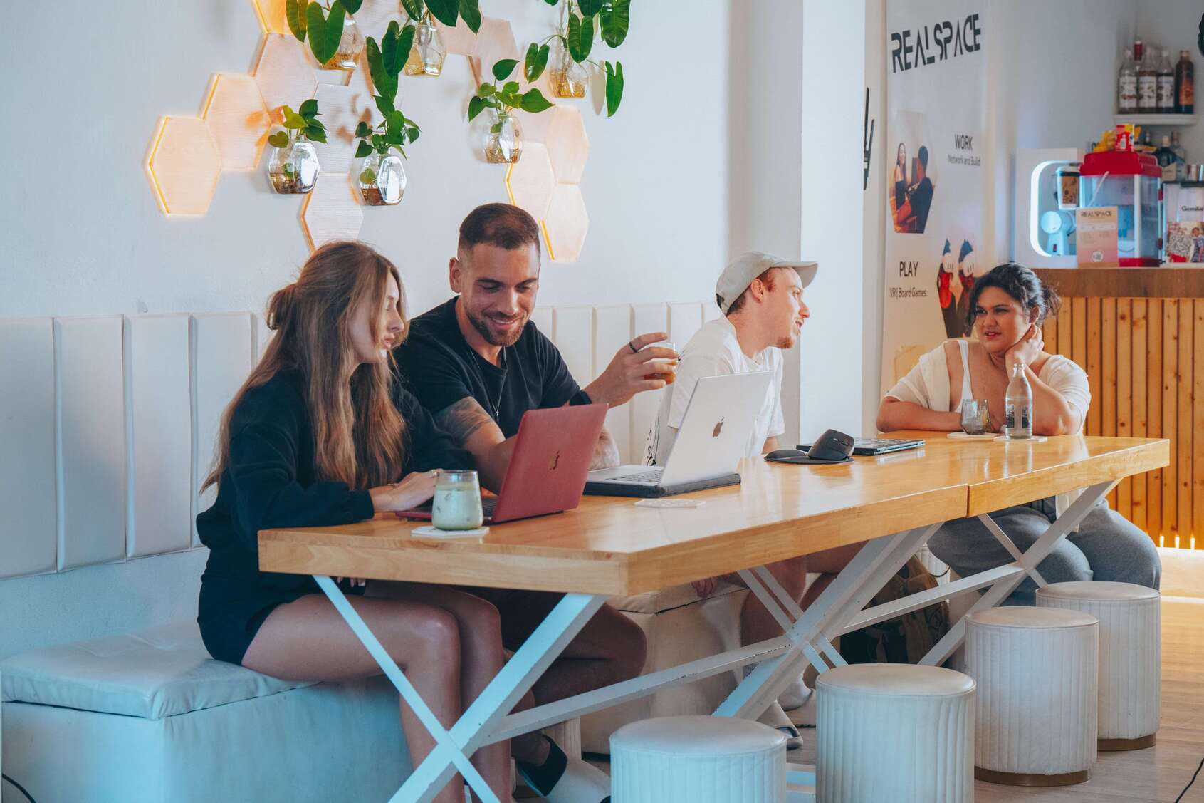 RealSpace — photo 1